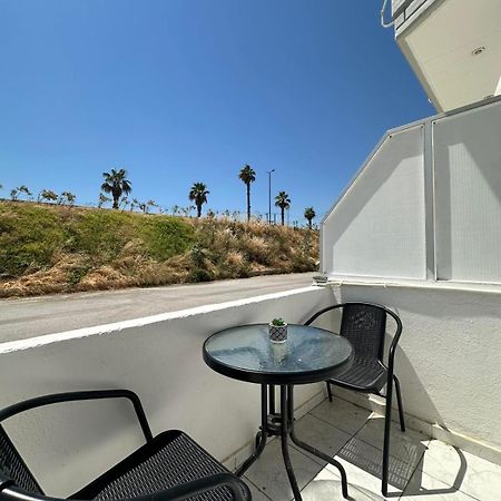 Joseph Seaside Apartment Ираклион Экстерьер фото